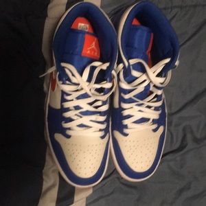 Jordan 1 mids knicks
